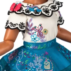 Mirabel Limited Edition Doll, Encanto -Disney Store 416147406290 3