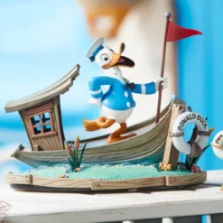 Donald Duck 90th Anniversary Figure, The Wise Little Hen