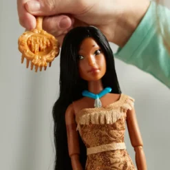 Pocahontas Classic Doll -Disney Store 460011777726 5