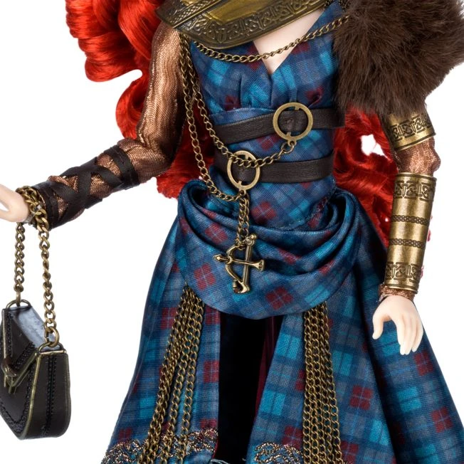 Merida Disney Designer Collection Limited Edition Doll 5 Merida Disney Designer Collection Limited Edition Doll - Image 3